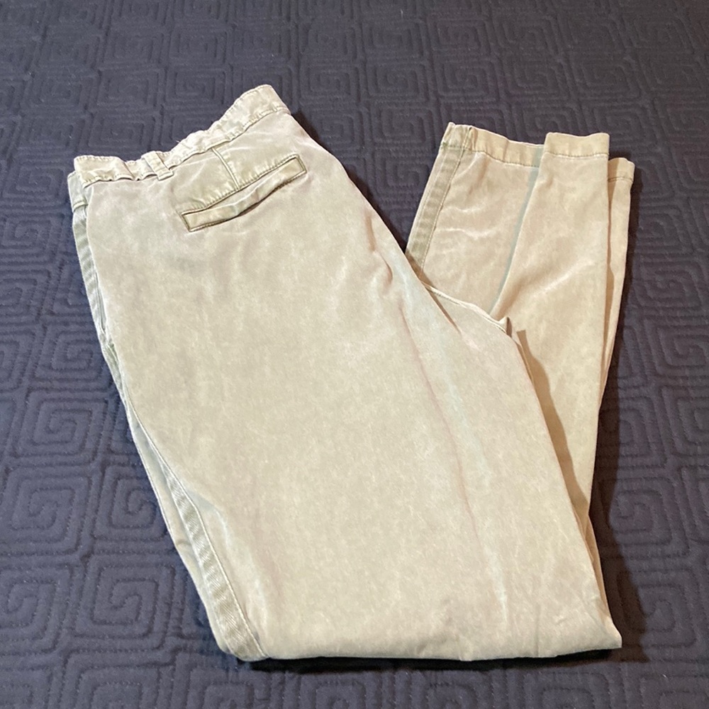Gap Girlfriend Chino